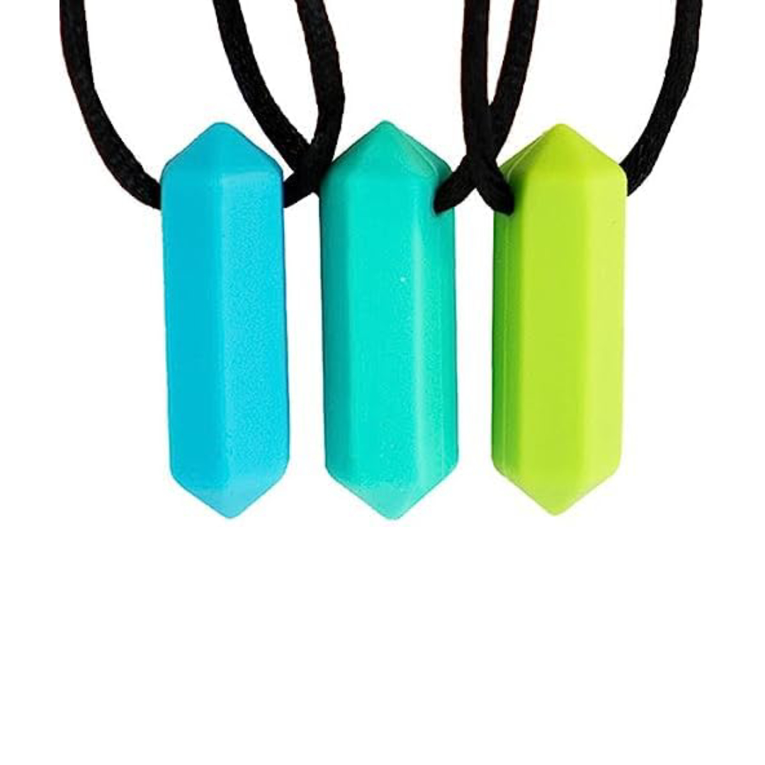 Collar mordedor sensorial Tilcare Chew Chew Crayon: pack de 3 colgantes azul, turquesa y verde